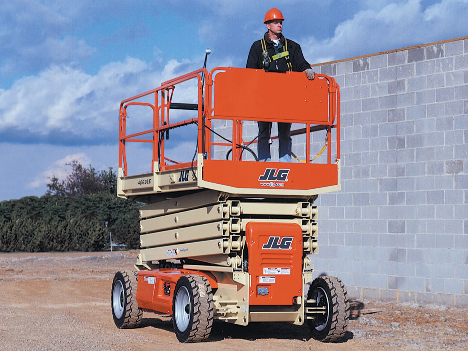 jlg 4069le electric scissor lift application