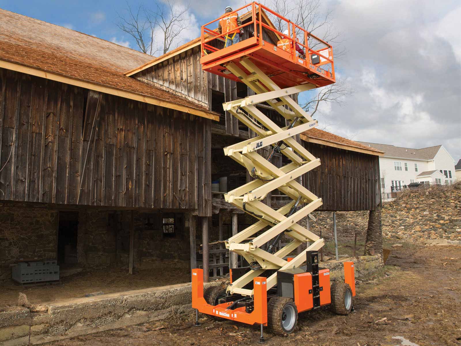 jlg 530lrt engine powered scissor lift maintenance application