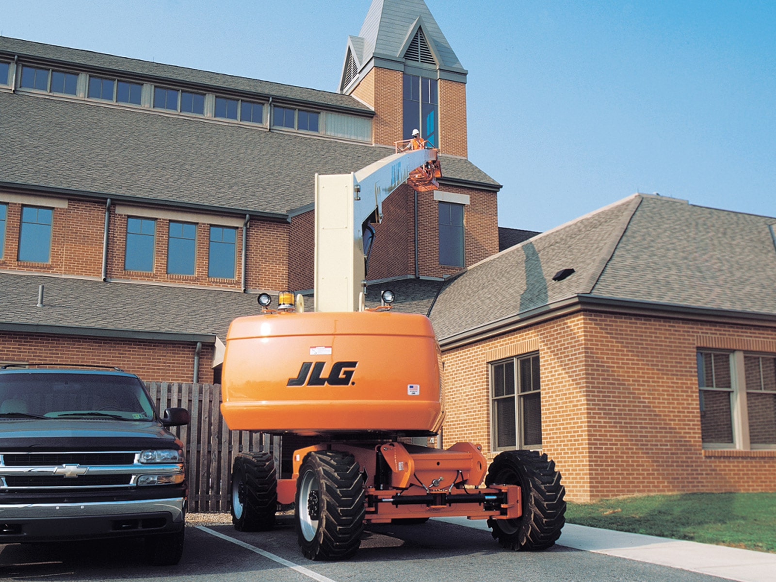 jlg 800s telescopic boom lift application