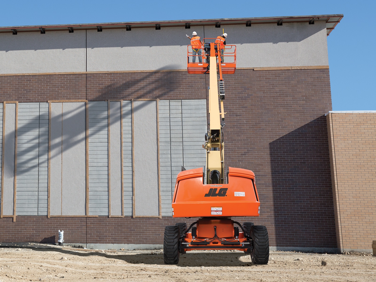 jlg 600s telescopic boom lift application