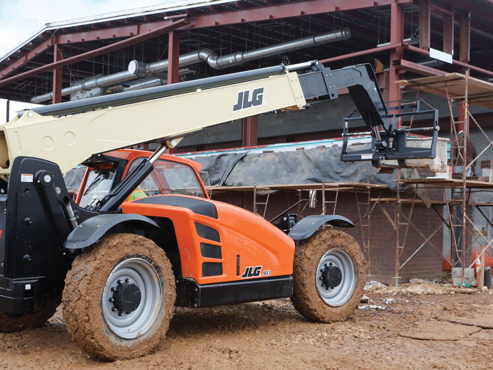 jlg 943 telehandler construction application