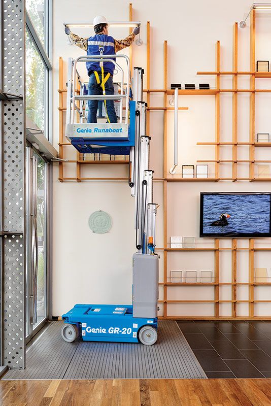 genie runabout gr-20 vertical mast lift application