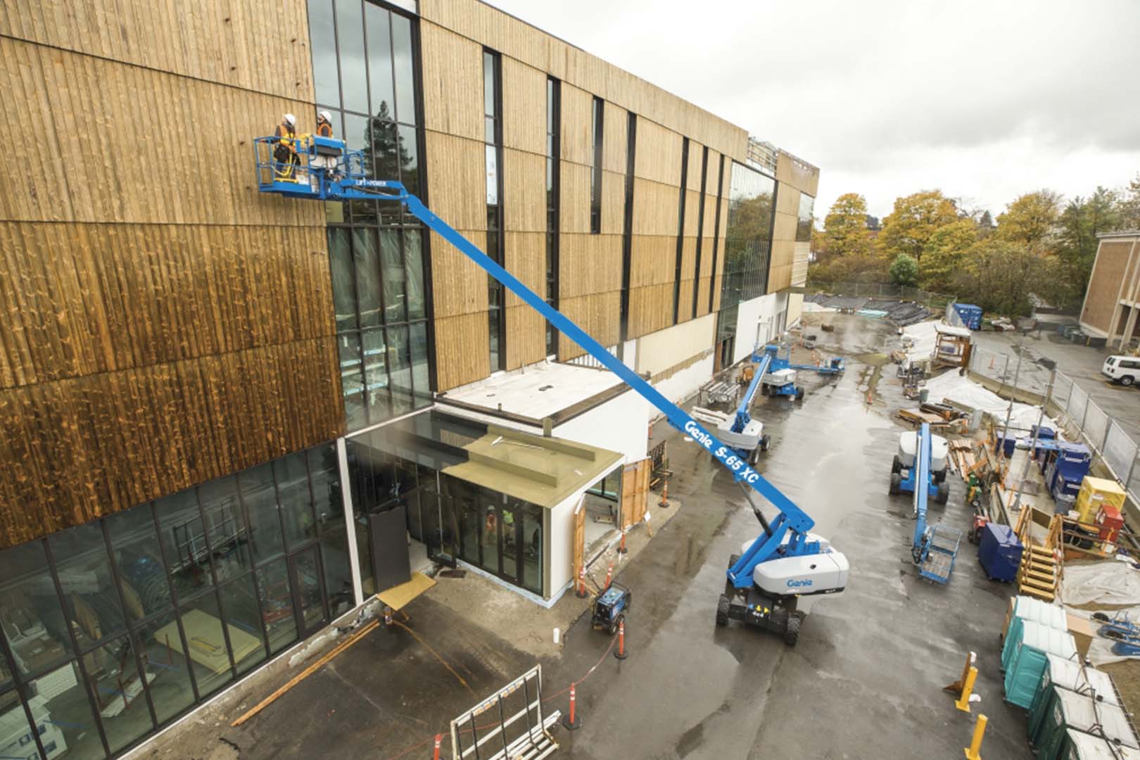 genie s-65 xc telescopic boom lift application