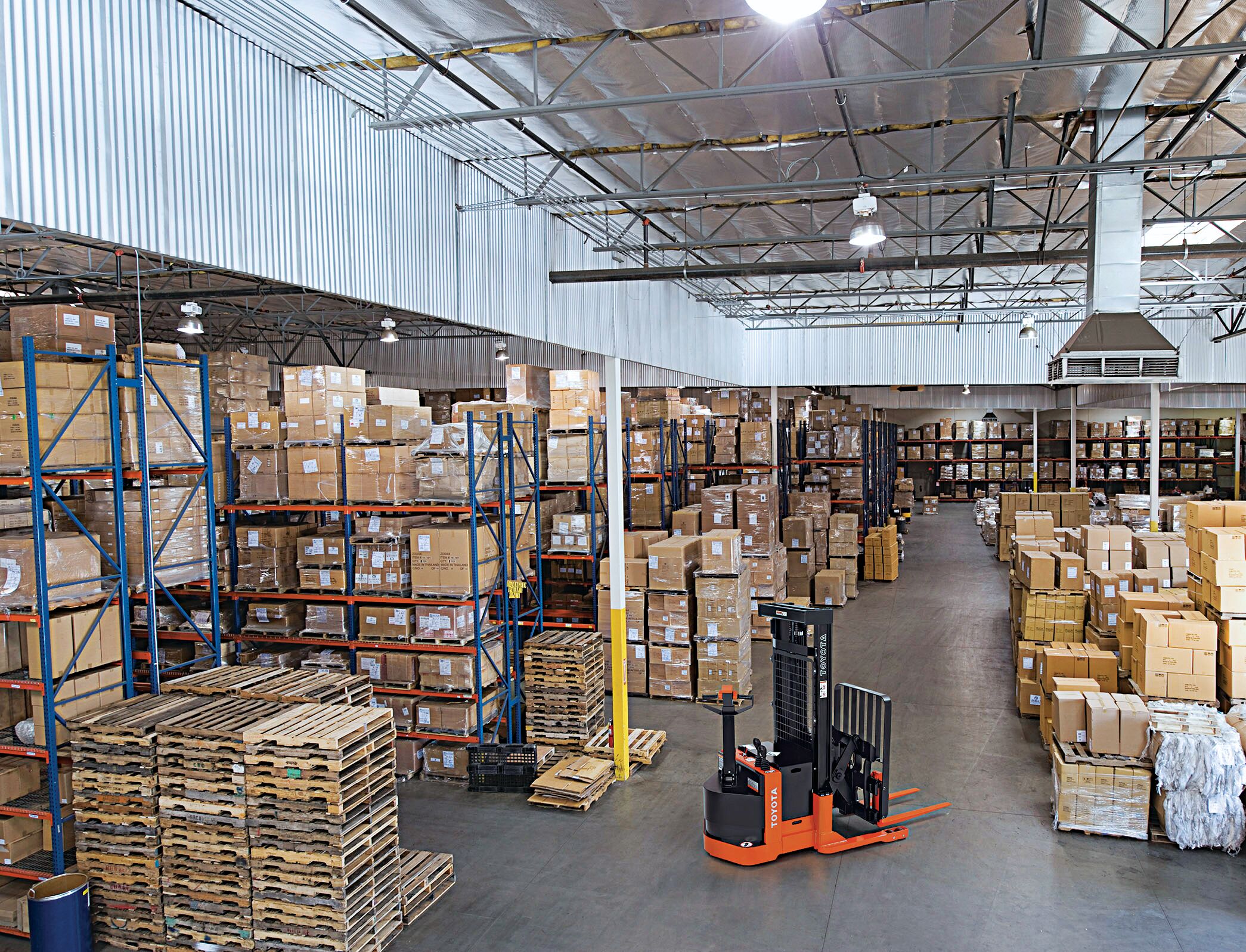 toyota walkie reach truck in warehouse application