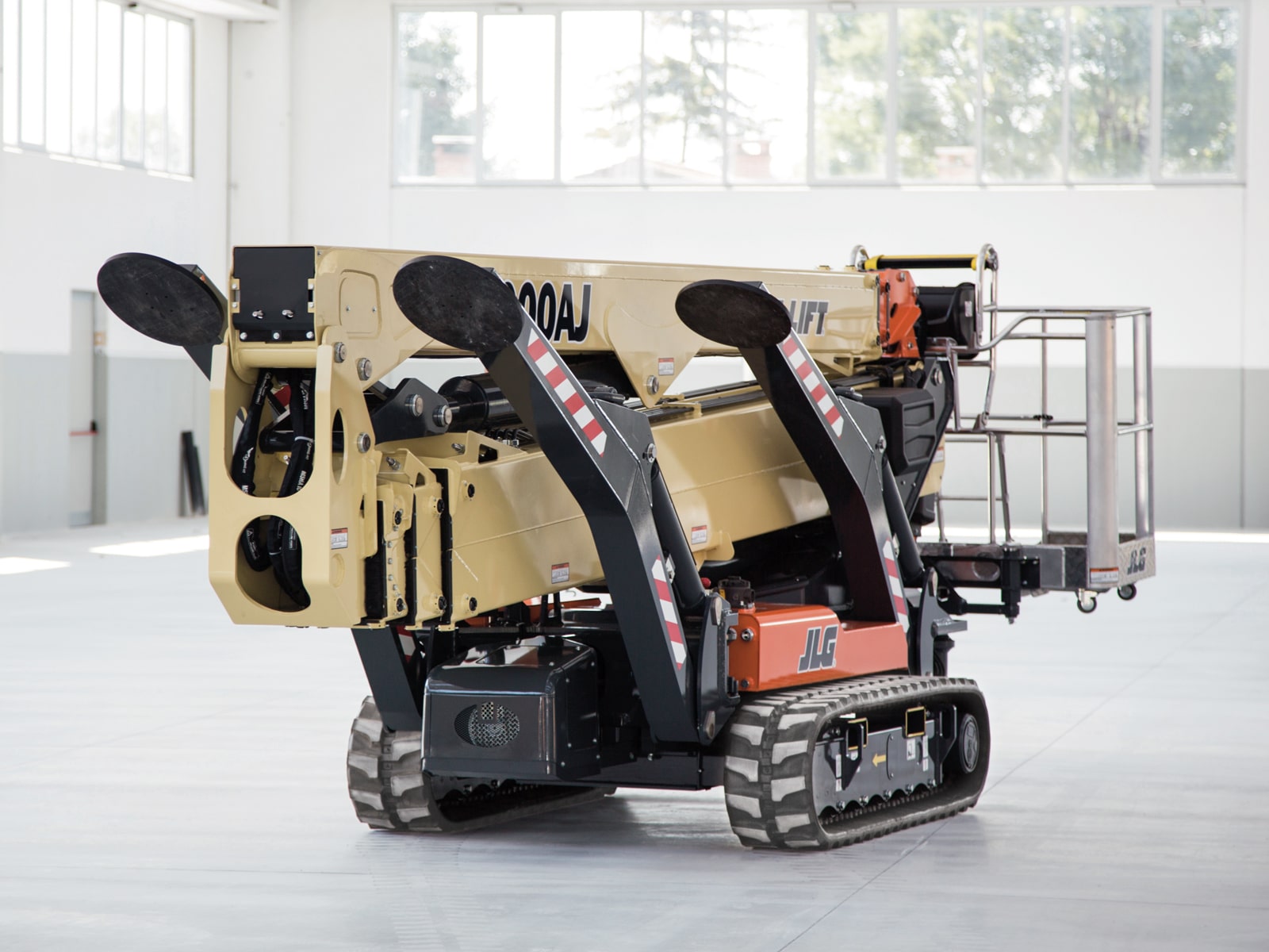 jlg x1000aj compact crawler boom lift