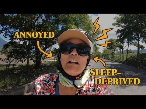 A Chatty Stranger (who annoys me) & a 7-Eleven Sleepover | Taiwan Solo Bike Touring pt. 6