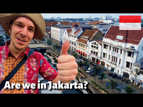 First impressions of Jakarta, Indonesia (I'M SHOCKED!) 