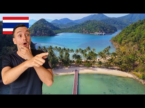I Took My Family To This Secluded Beach In Thailand 