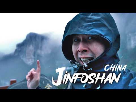 Ice and Fog! Touring China's Mystical Mountain // Chongqing Vlog Part 2