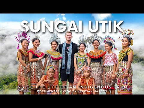 Living 7 Days with DAYAK IBAN TRIBE at Sungai Utik (West Borneo, Indonesia)