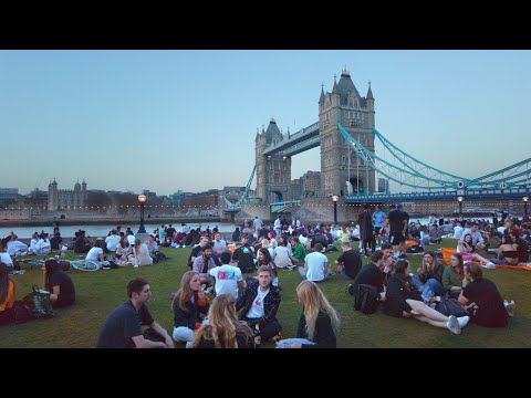 London Starts Returning to Life - South Bank to Tower Bridge