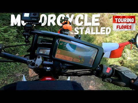 Motorcycle stalled while single trekking up the mountain in SOUTH FLORES  [S2-E12]