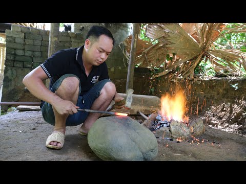 Primitive Skills: forging chisel, stone carving and open a new step