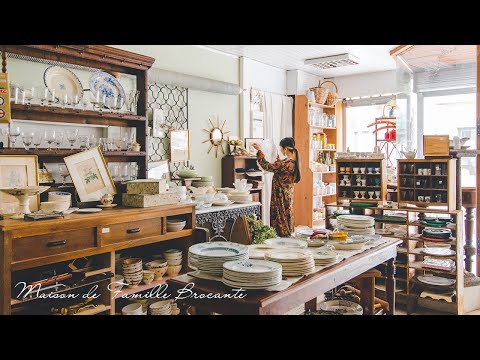 Shopping at the French antique dealer Madame's store | Over 10000 pieces of antique tableware