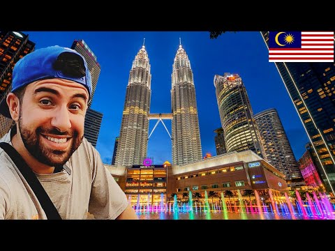 The Best of Kuala Lumpur: Touring Suria KLCC Mall at Petronas Towers!